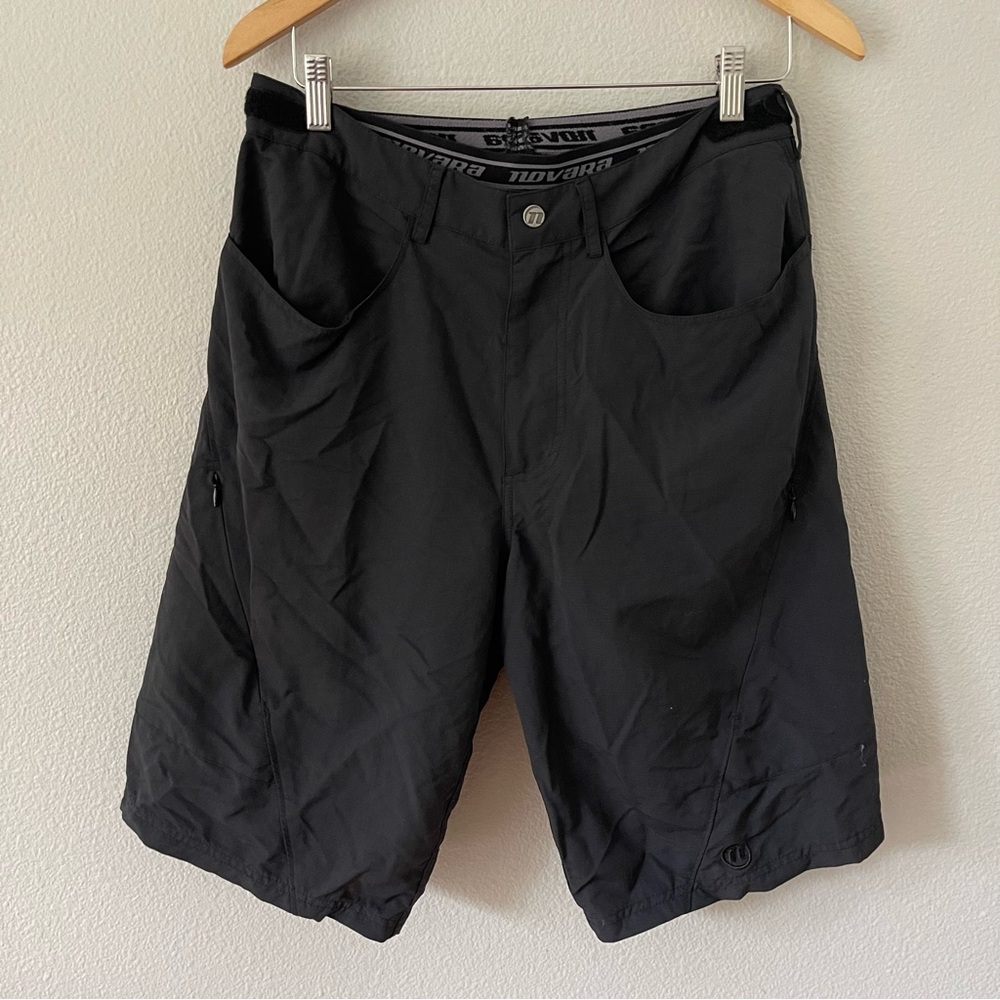 Novara Mens Medium Black Cargo Cycling Shorts Nylon